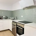 Sun & La Strada Apartment